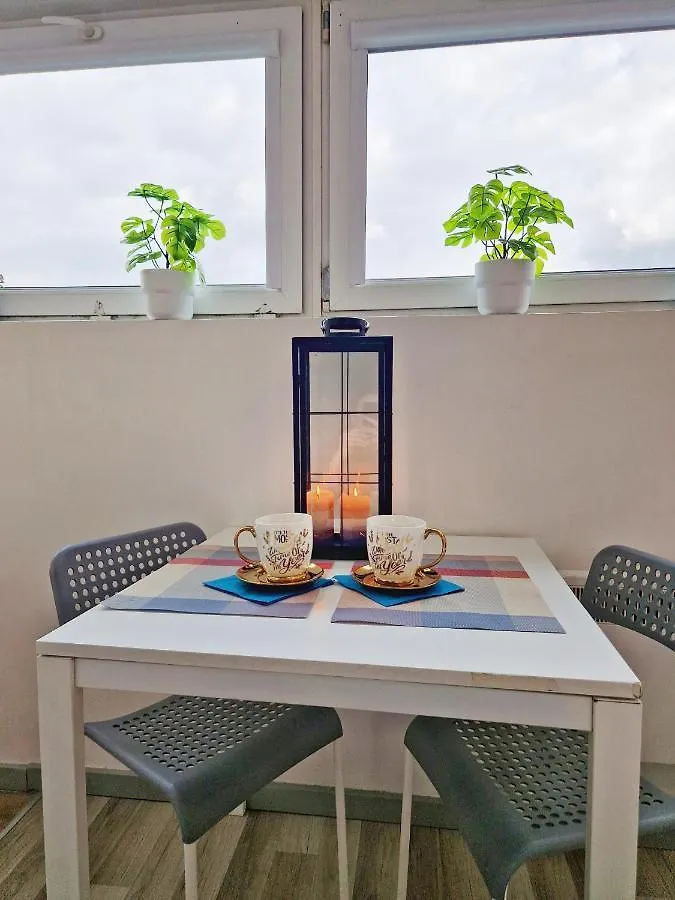Central Studio Apartments وارسو بولندا