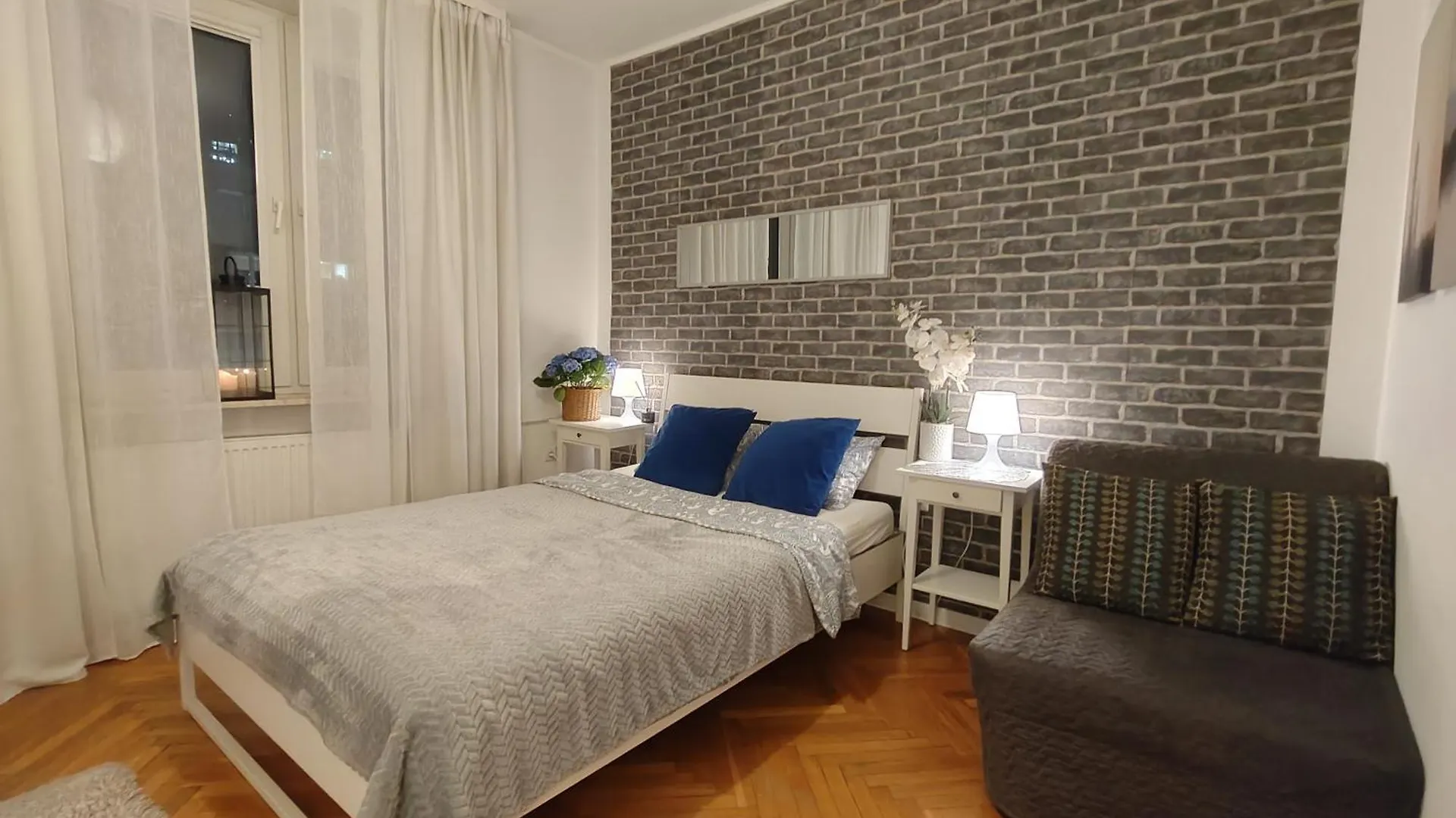 Central Studio Apartments وارسو بولندا