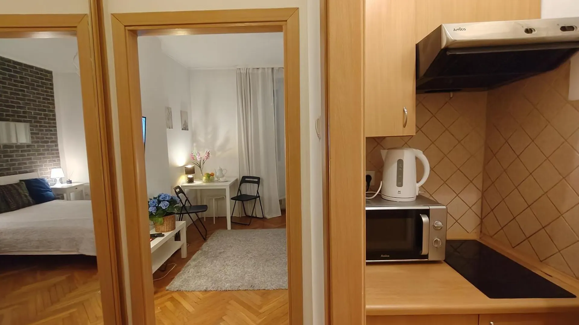 Central Studio Apartments وارسو بولندا